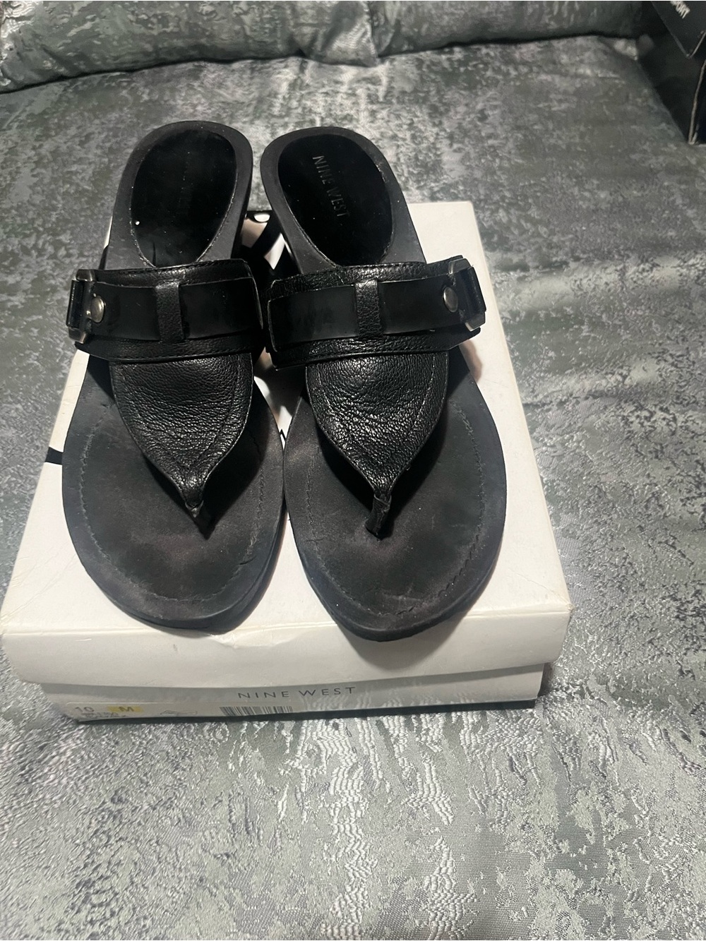 Nine West Black Leather Thong Slide Sandals